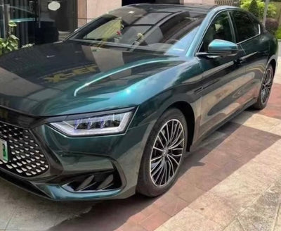 Endless mountain green