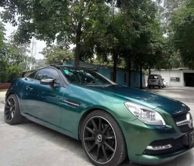 Gloss chameleon green gold