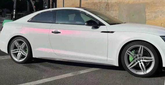 Gloss White Iridescent Red